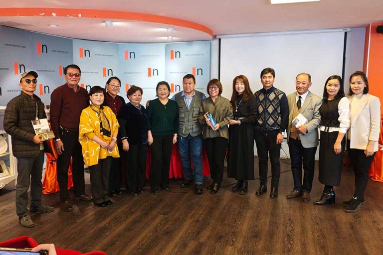 Read more about the article “Монголын уран сайхны киноны хөгжим” номын нээлт